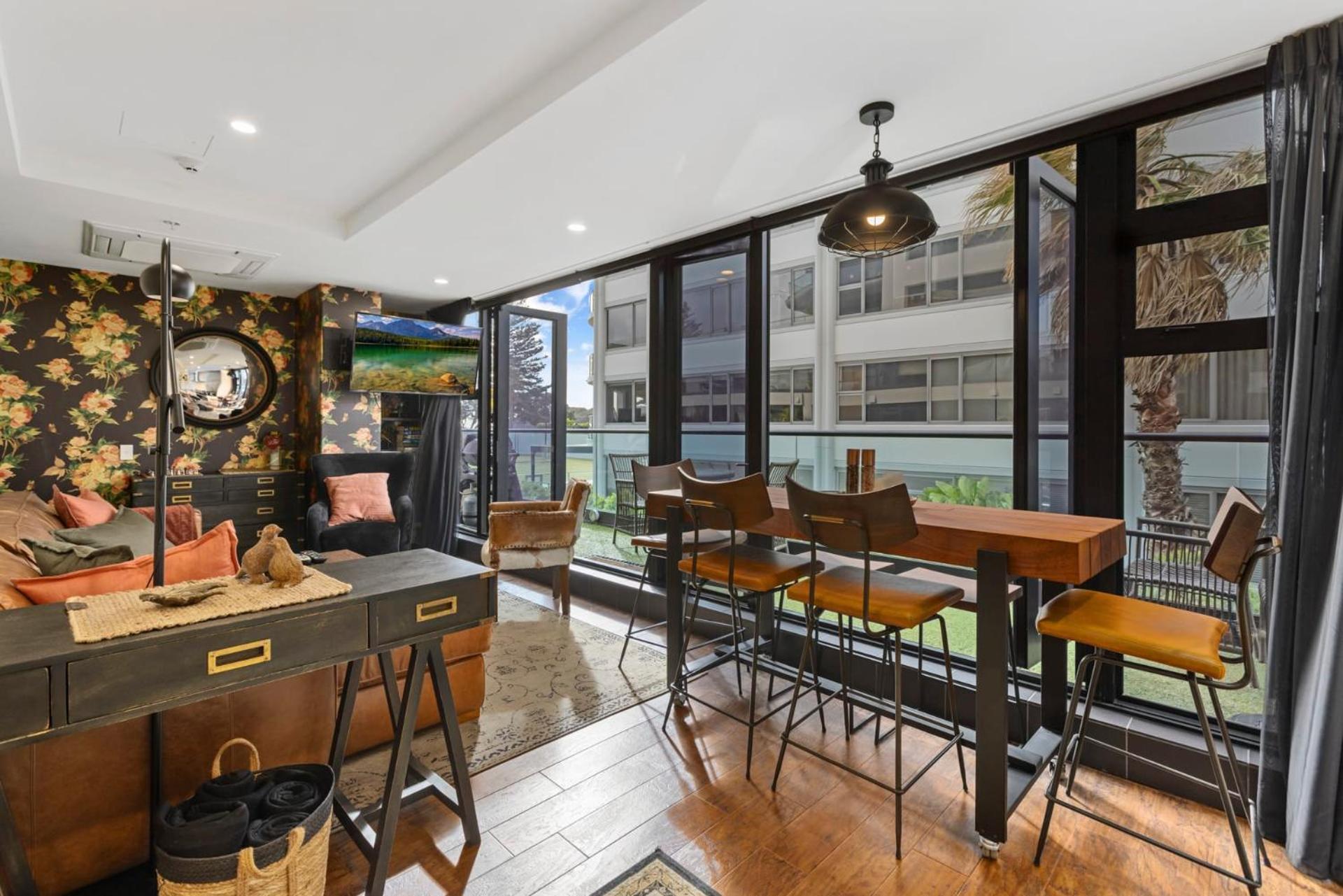 Marvelous Downtown Apartment Moments From Main Beach With Heated Pool, Gym And Parking Mount Maunganui Exterior foto